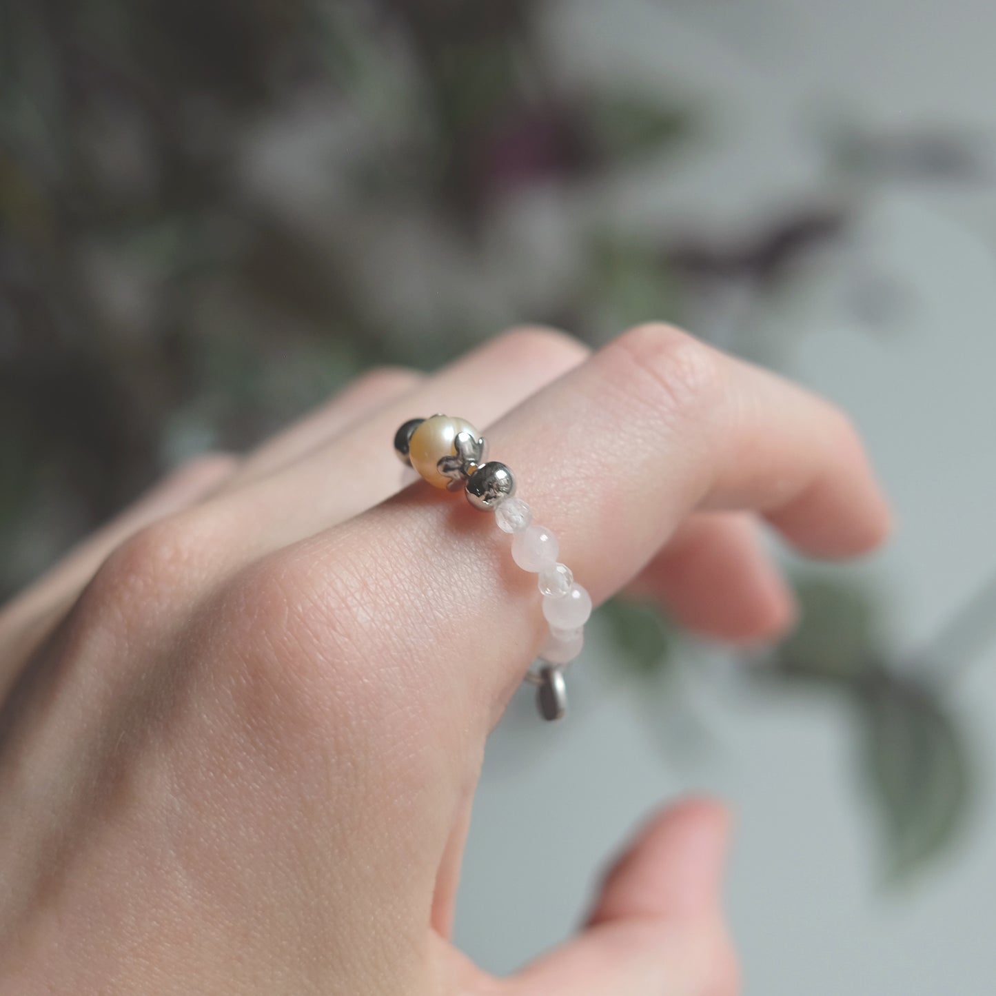 Bague en acier inoxydable avec quartz rose et perle naturelle