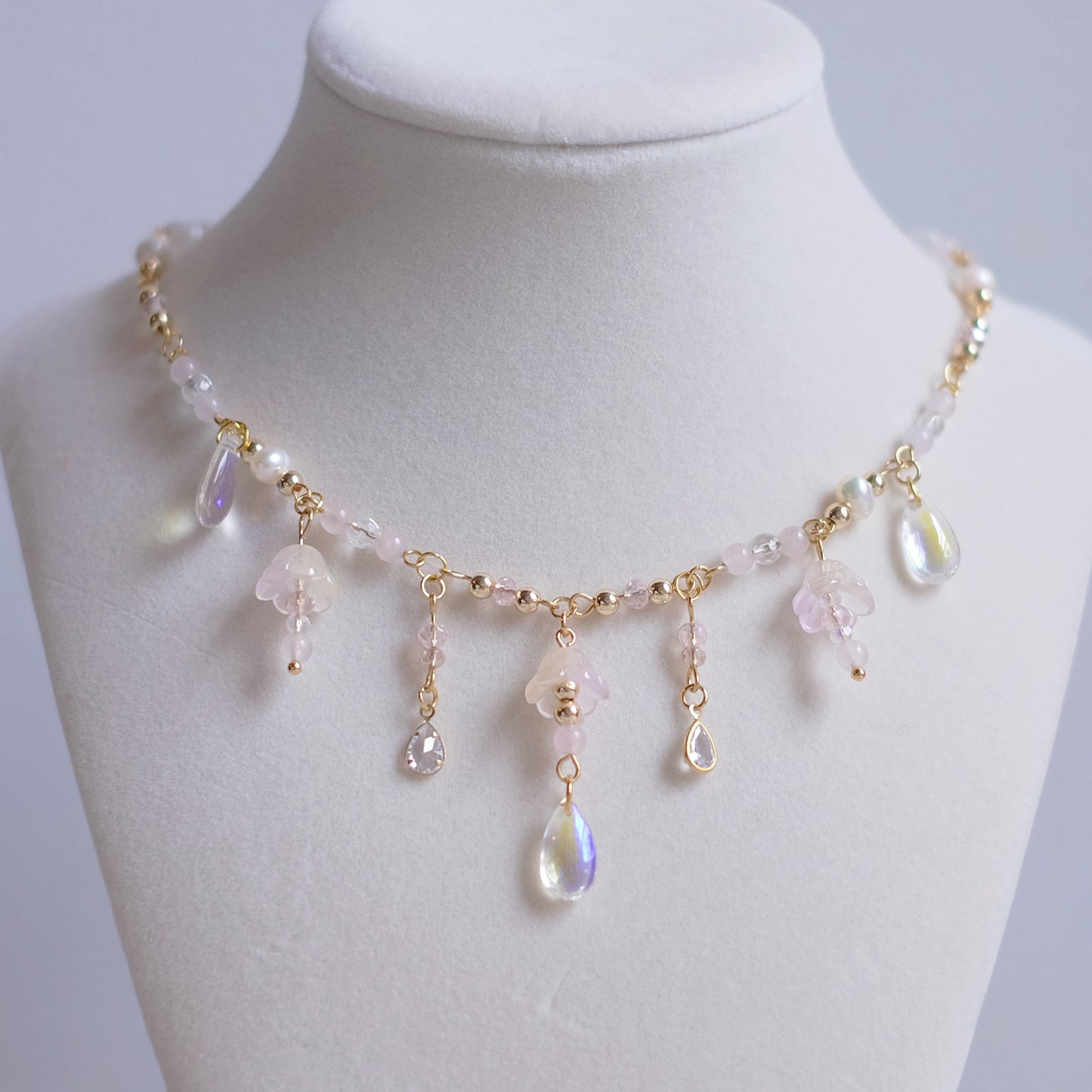 Mimosa Rose – Gold Stainless Steel Necklace