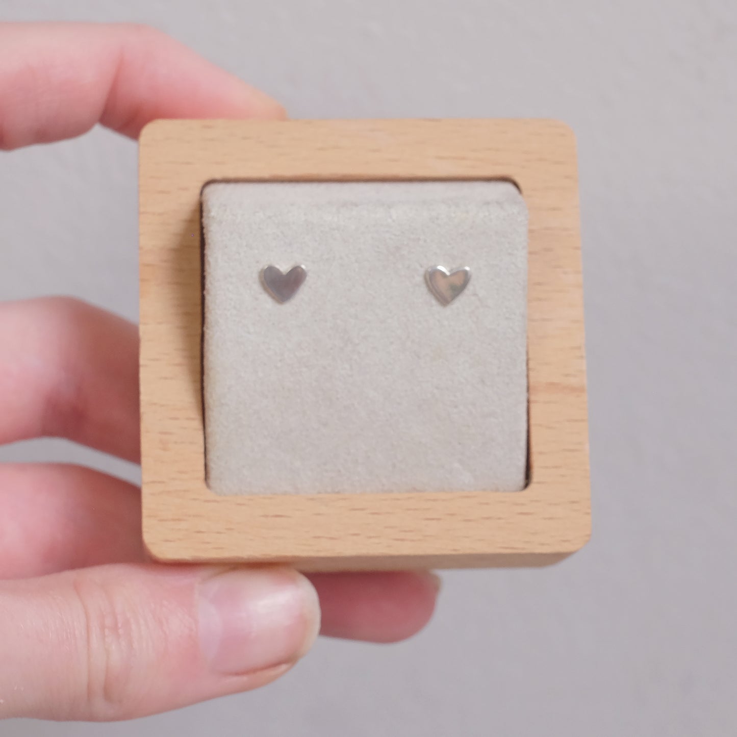 Boucles d'oreilles petits cœurs en argent sterling