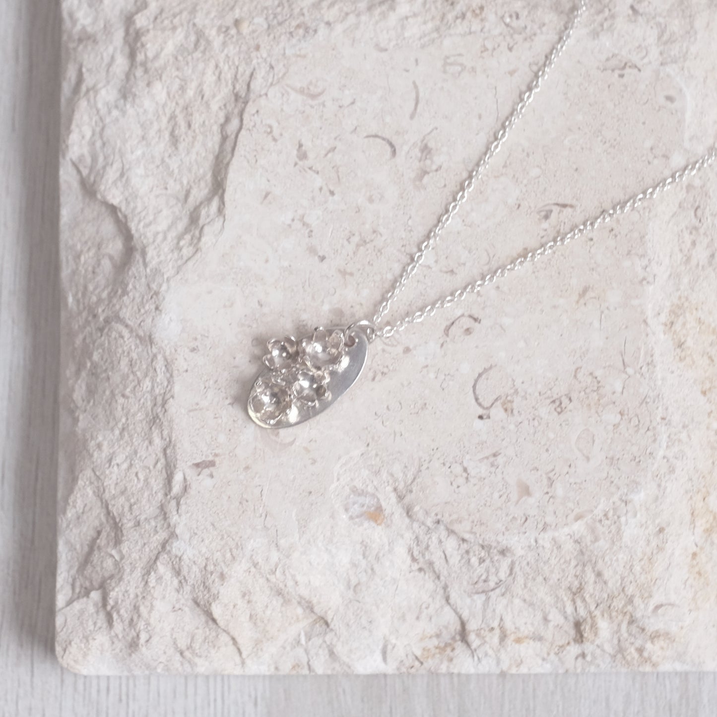 Collier 4 petites fleurs en argent sterling