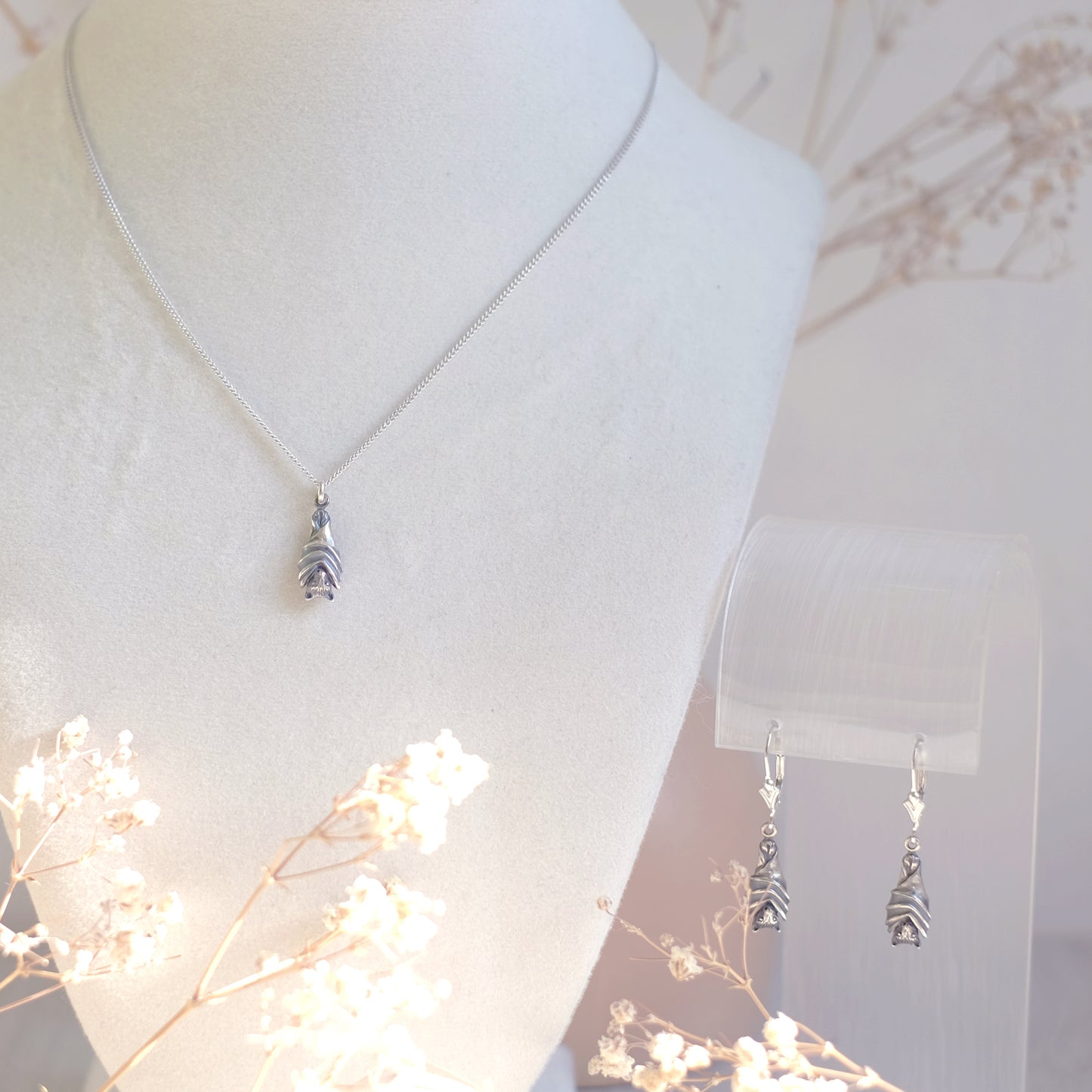 Collection ''Familiers'' - collier chauve-souris