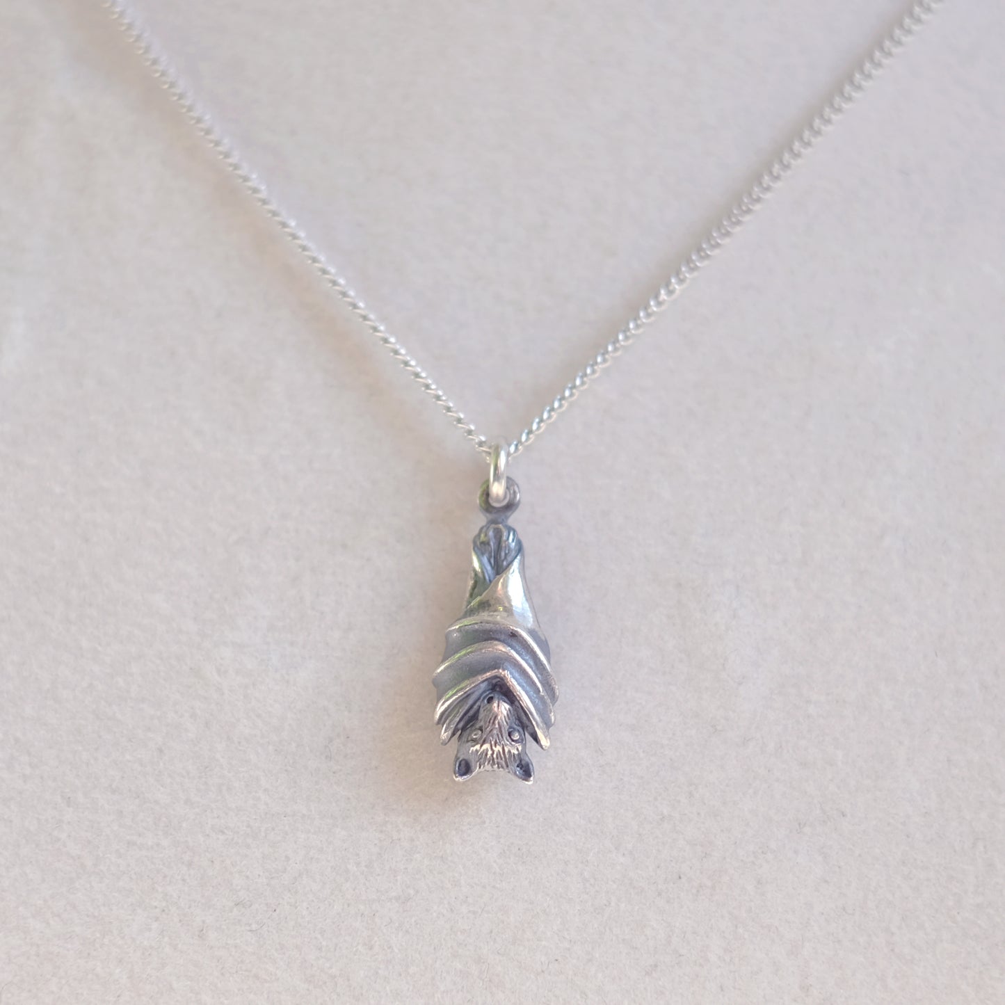 Collection ''Familiers'' - collier chauve-souris