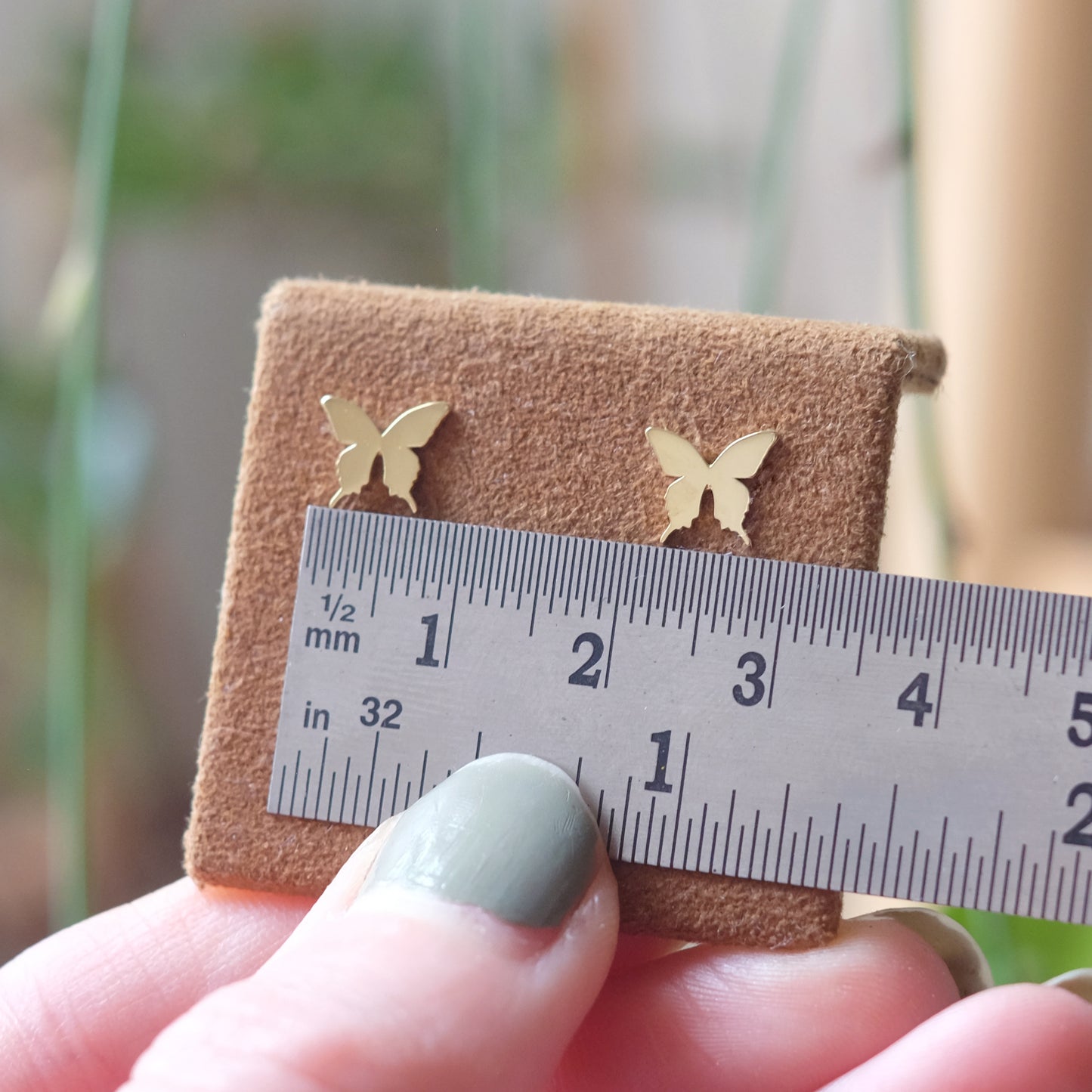 Boucles d'oreilles petits papillons en or vermeil