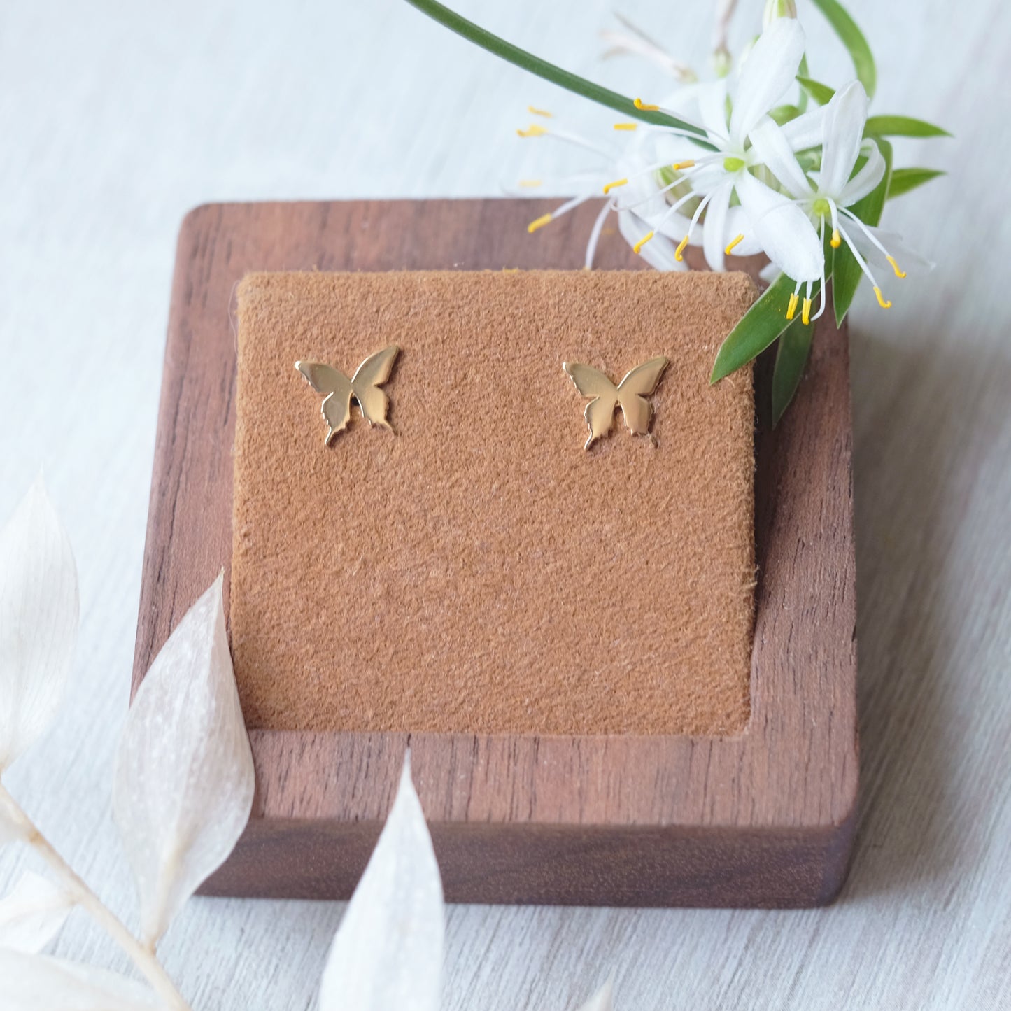Tiny Butterfly Studs – 14K Gold Vermeil