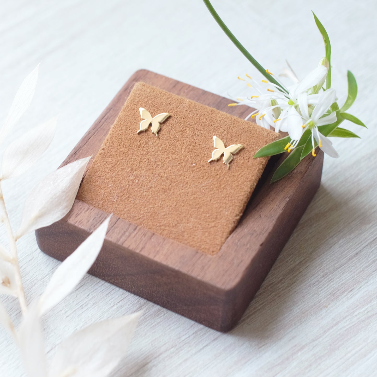 Tiny Butterfly Studs – 14K Gold Vermeil