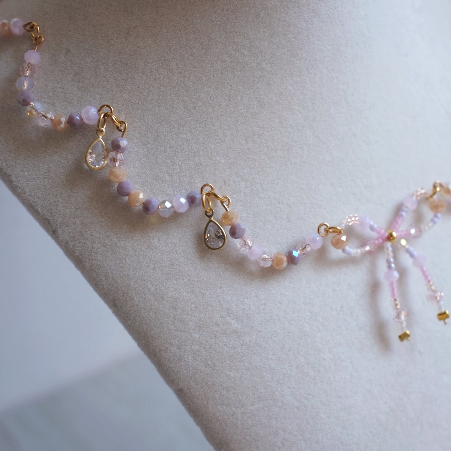 Pale Pink “Dentelle” Necklace