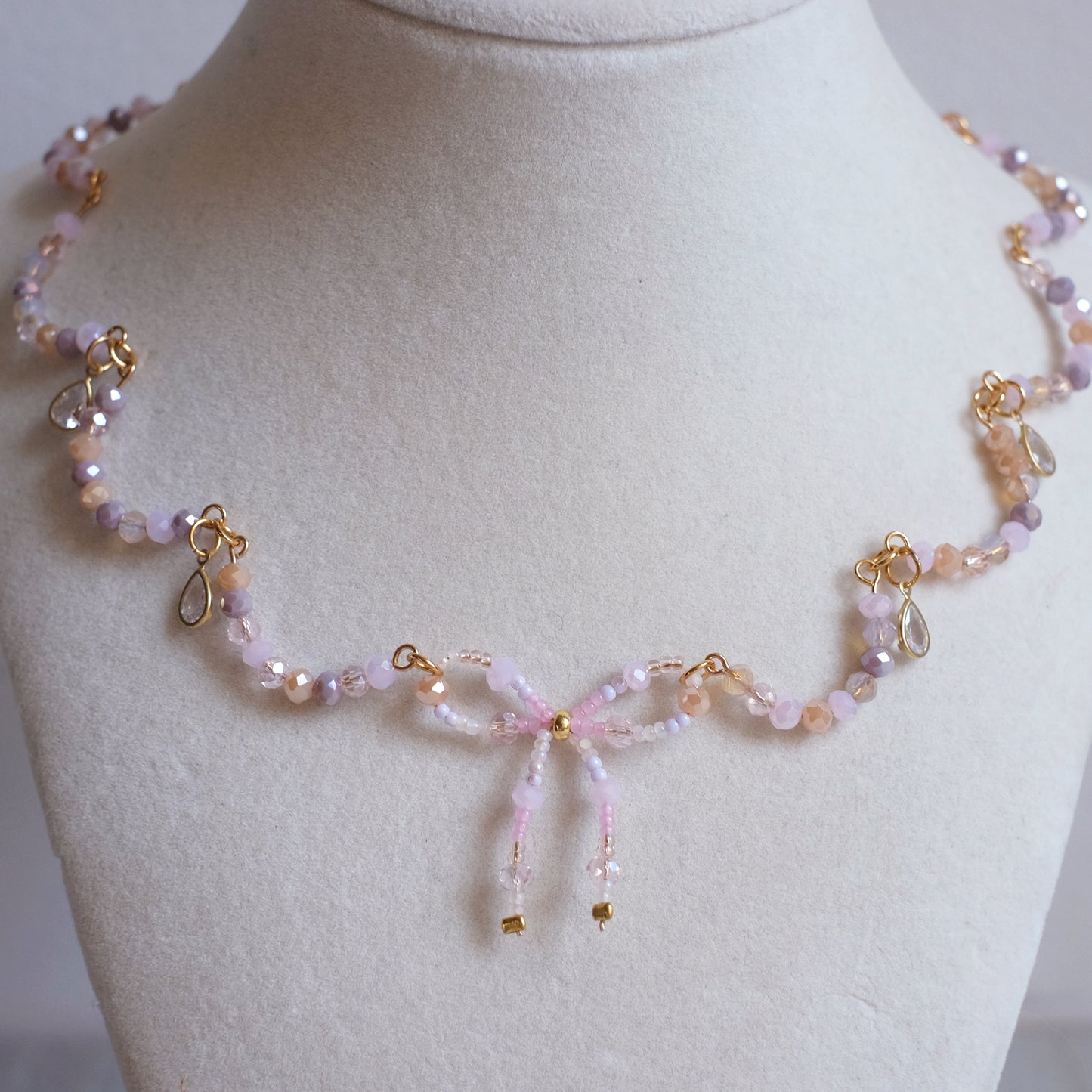 Pale Pink “Dentelle” Necklace