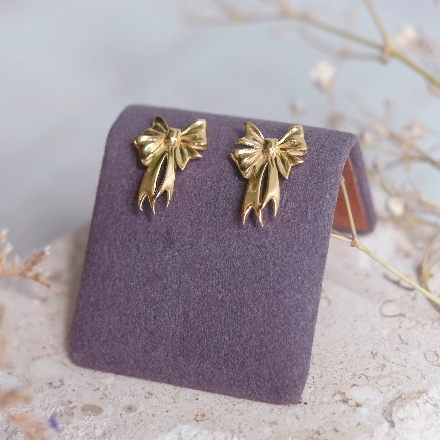 Tiny Bow – 14K Vermeil Earrings