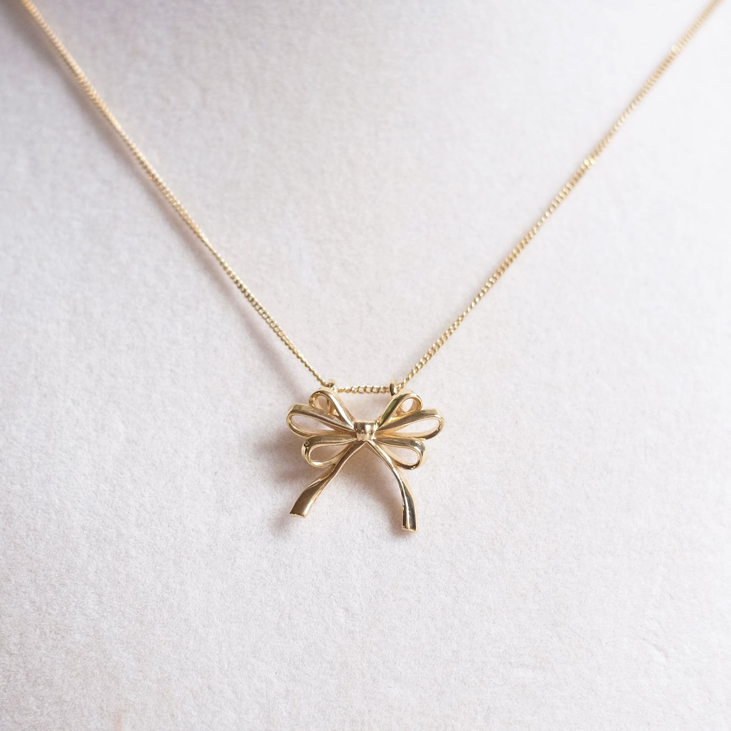 Collier petite boucle en or vermeil