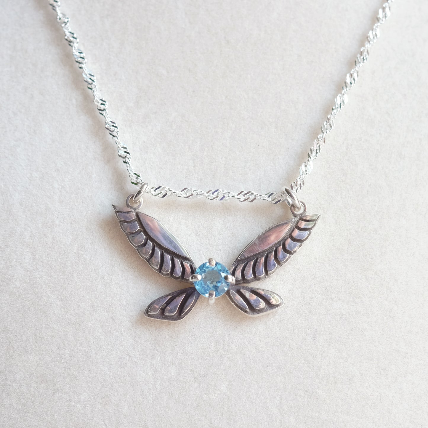 “Navi” Necklace with Topaz