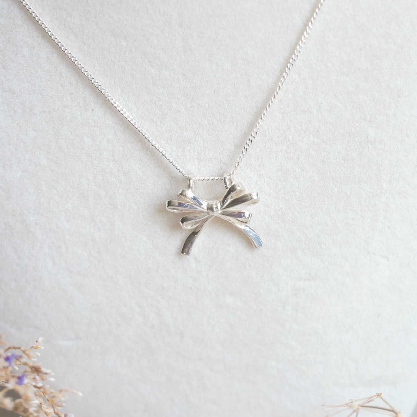 Tiny Bow – Sterling Silver Necklace