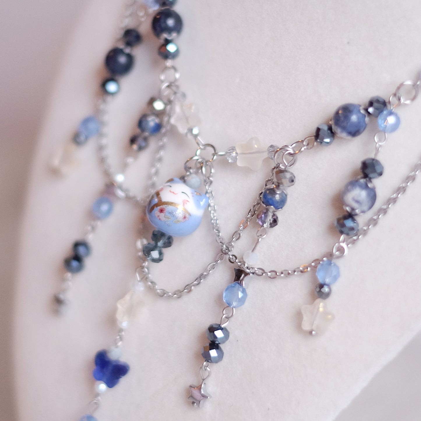 Collier parure Chat Chanceux en bleu