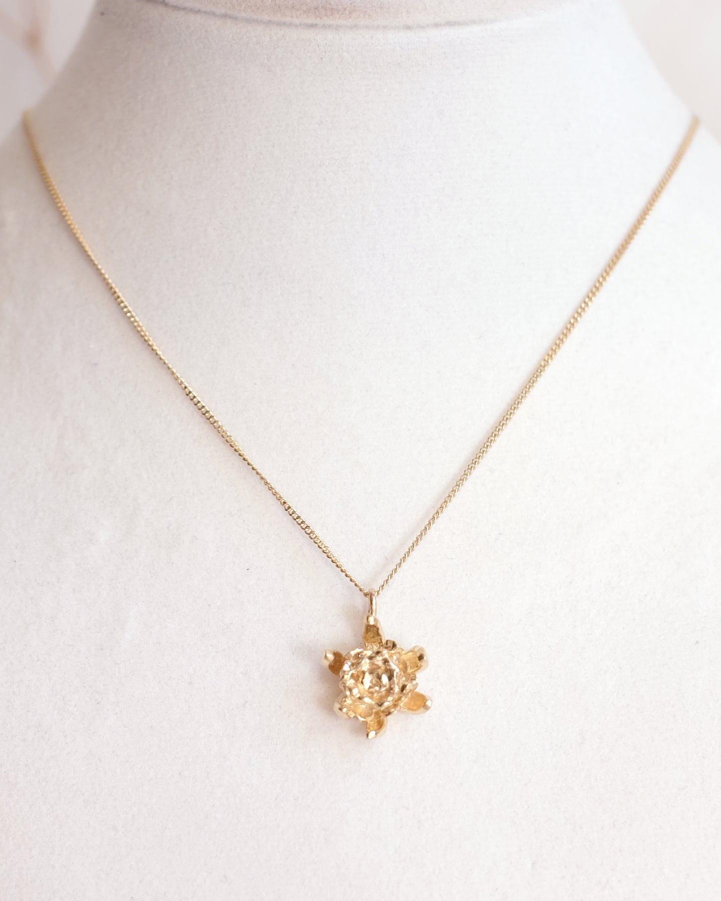 Chrysanthemum – 14K Vermeil Necklace