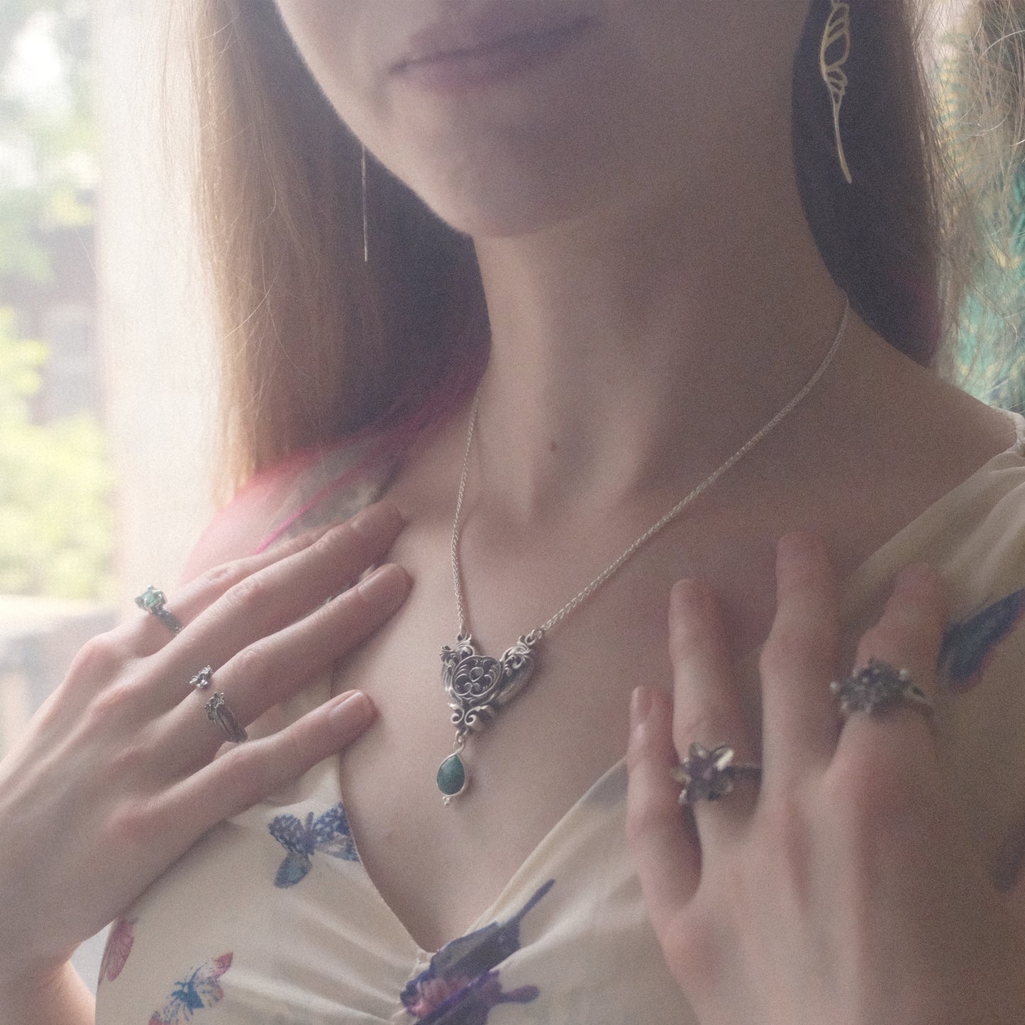Collier Cœur Art Nouveau – Argent Sterling (version émeraude verte)