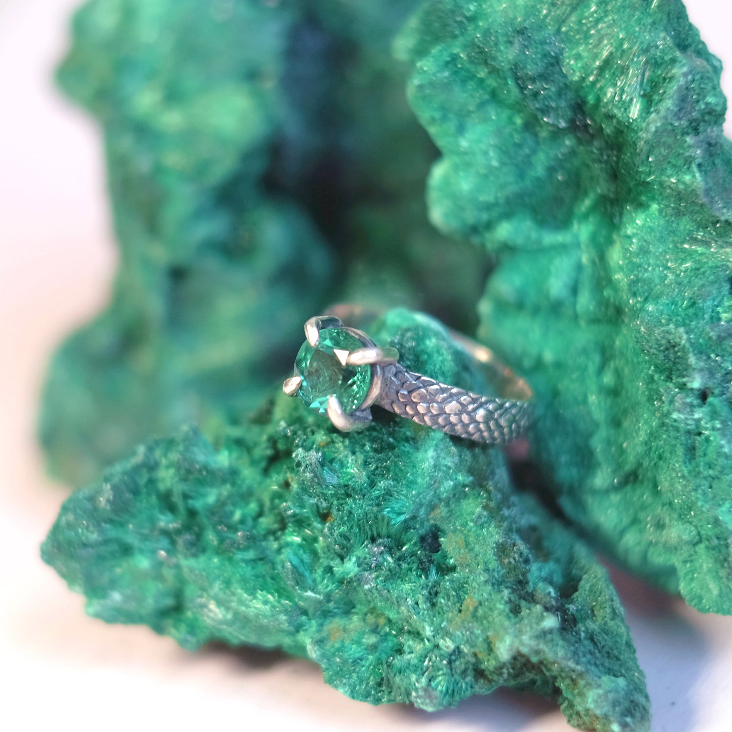 Sterling Silver Ring Dragon Scales in Green size 7