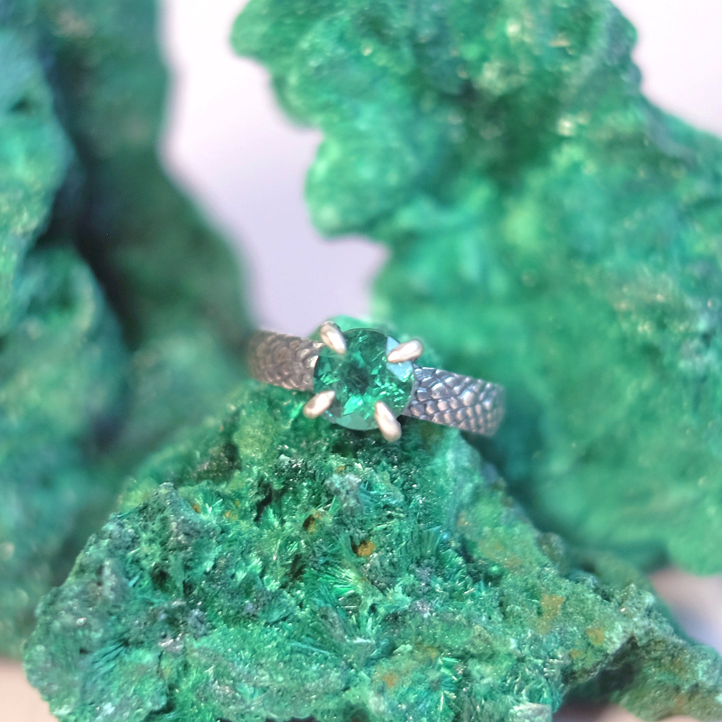 Sterling Silver Ring Dragon Scales in Green size 7