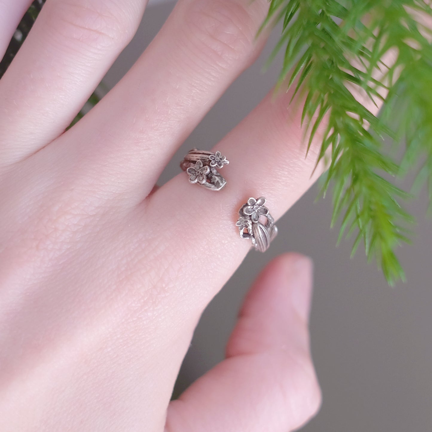 Sterling Silver Floral Open Ring