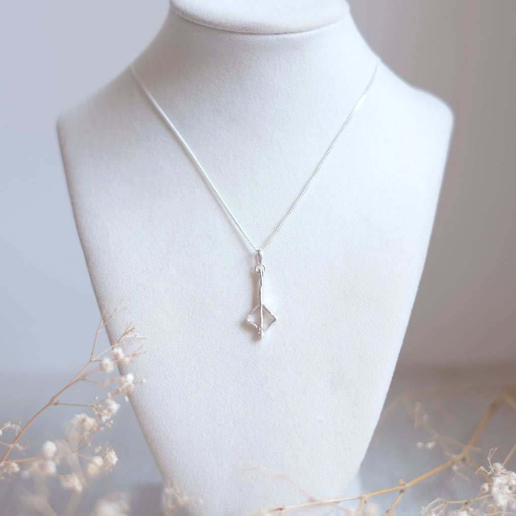 Hunter rune – Sterling Silver Necklace