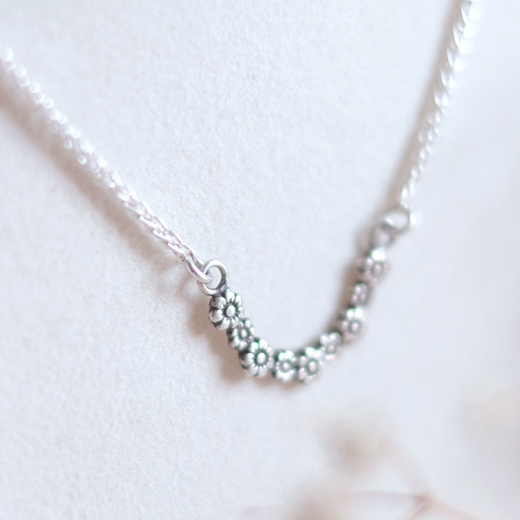Small Wildflowers Arc – Sterling Silver Necklace