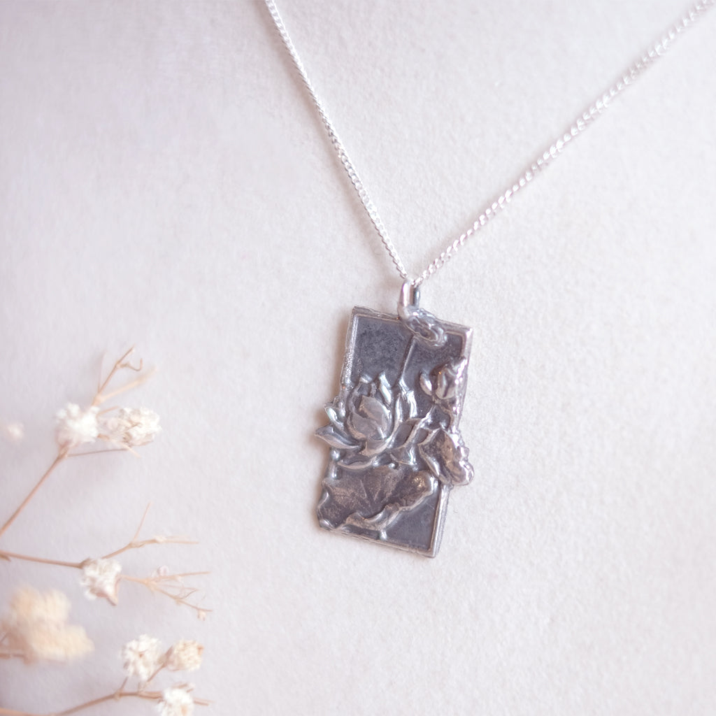 Lotus stamp – Sterling Silver Necklace