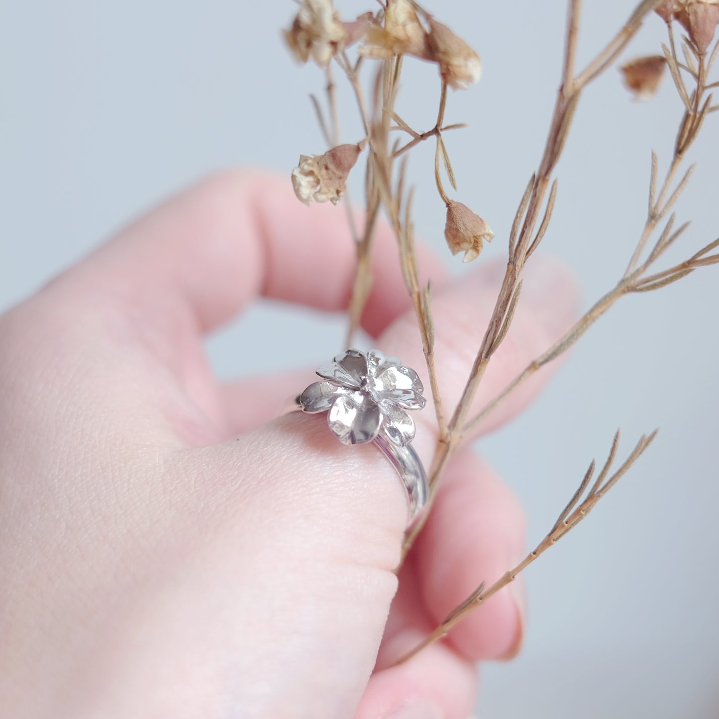 Iris – Sterling Silver Ring