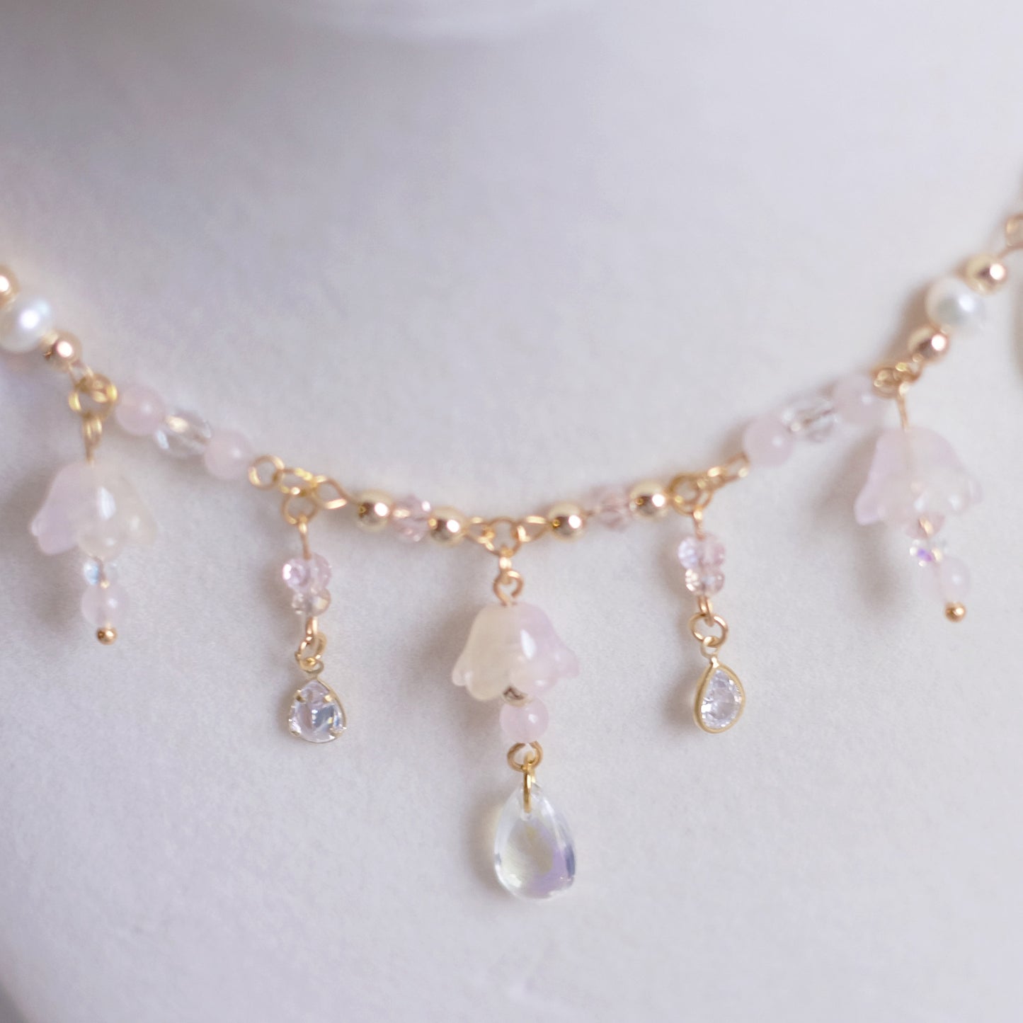 Mimosa Rose – Gold Stainless Steel Necklace