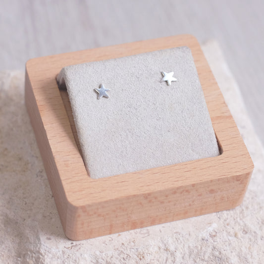 Tiny Star Earrings – Sterling Silver