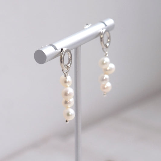 Petite Neige – Sterling Silver Earrings with Freshwater Pearls