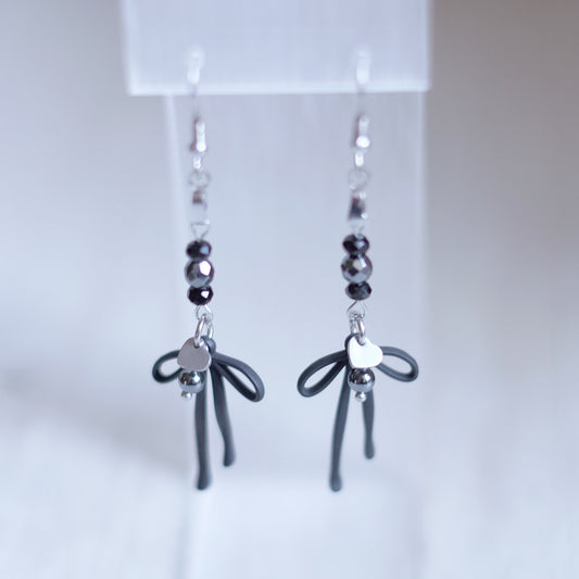 Coquettes Noires Earrings – Silver Stainless Steel