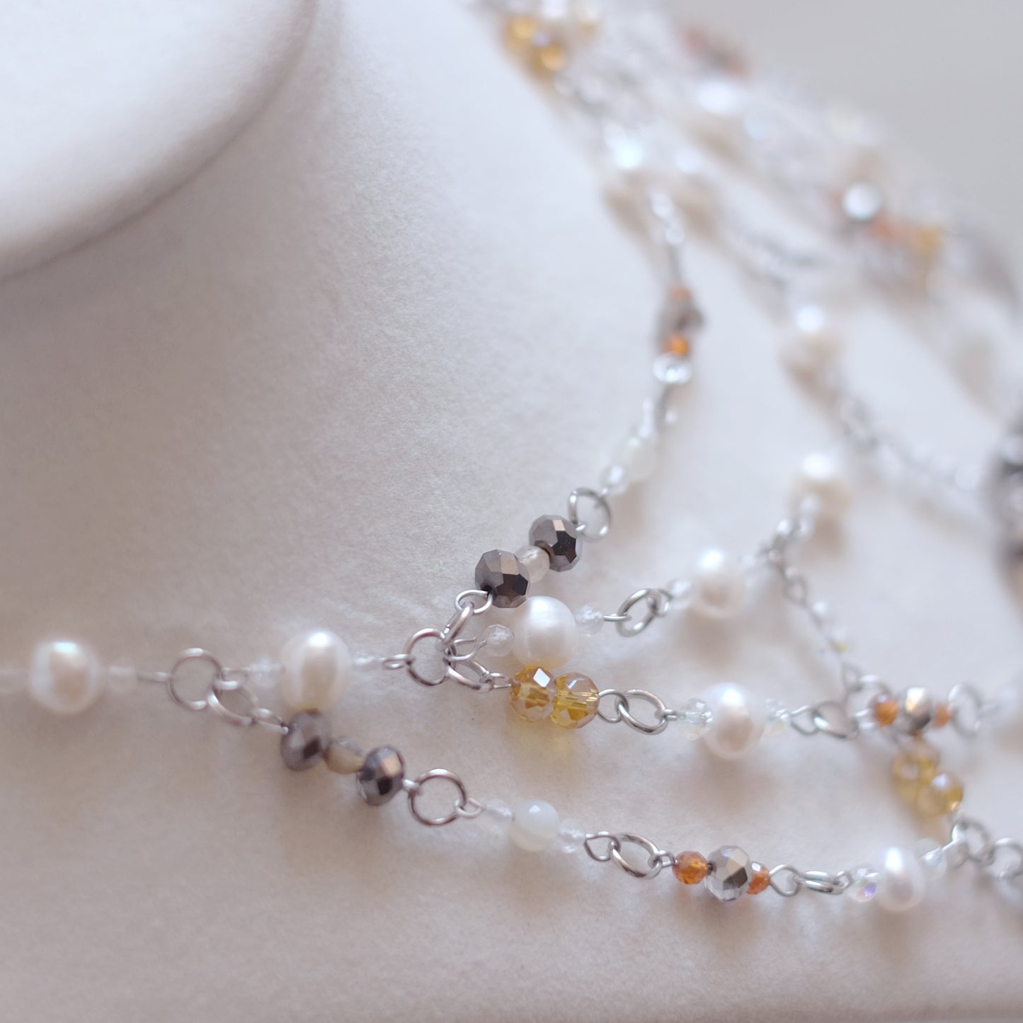 "Moonlit Pearls" Necklace – Stainless Steel