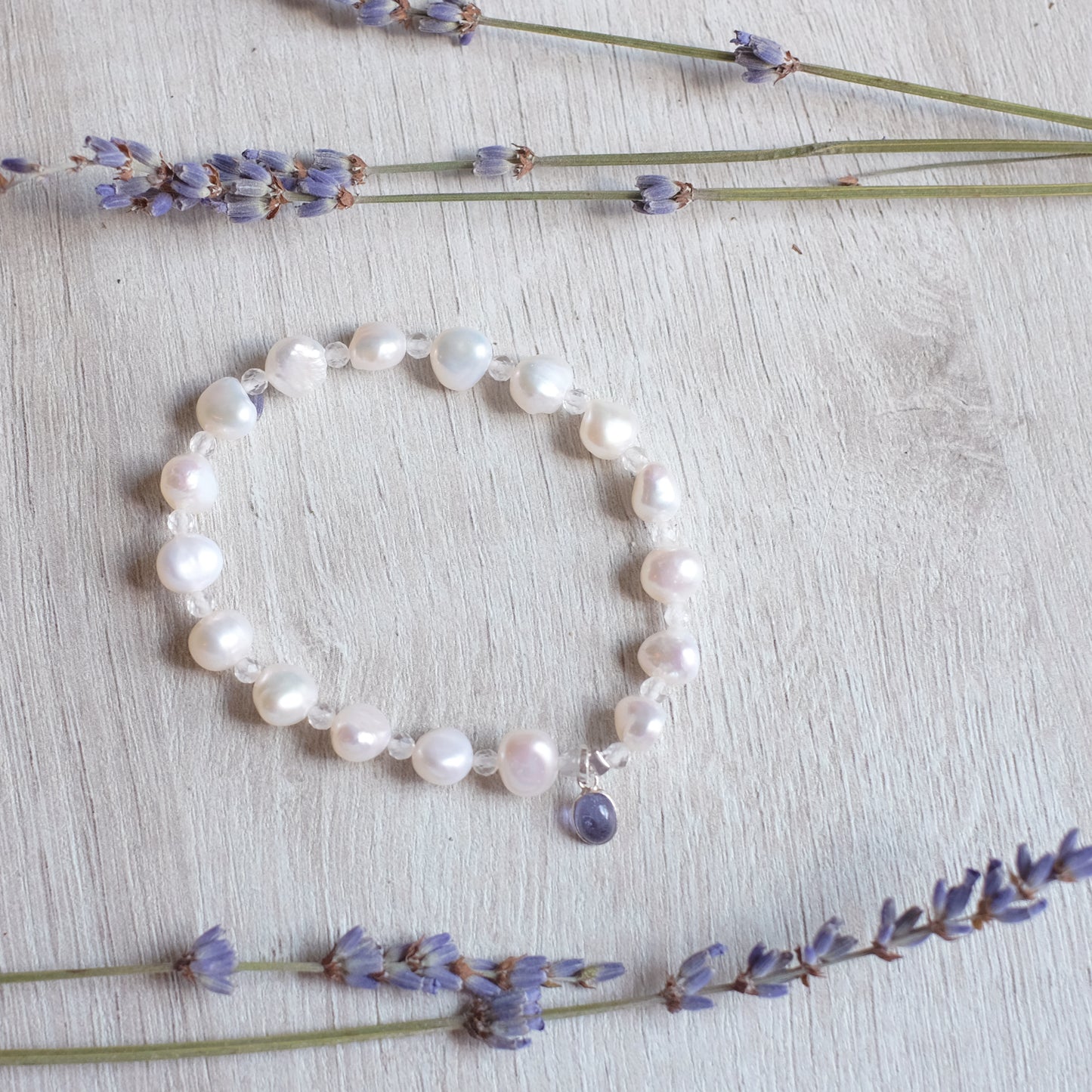 Freshwater Pearl & White Quartz Bracelet with Set Iolite – Sterling Silver