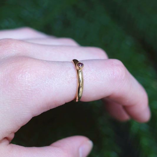 Bague empilable en Grenat et or vermeil 14K taille 6.75