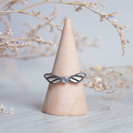 “Navi” Ring with Blue Chalcedony – Size 6.25