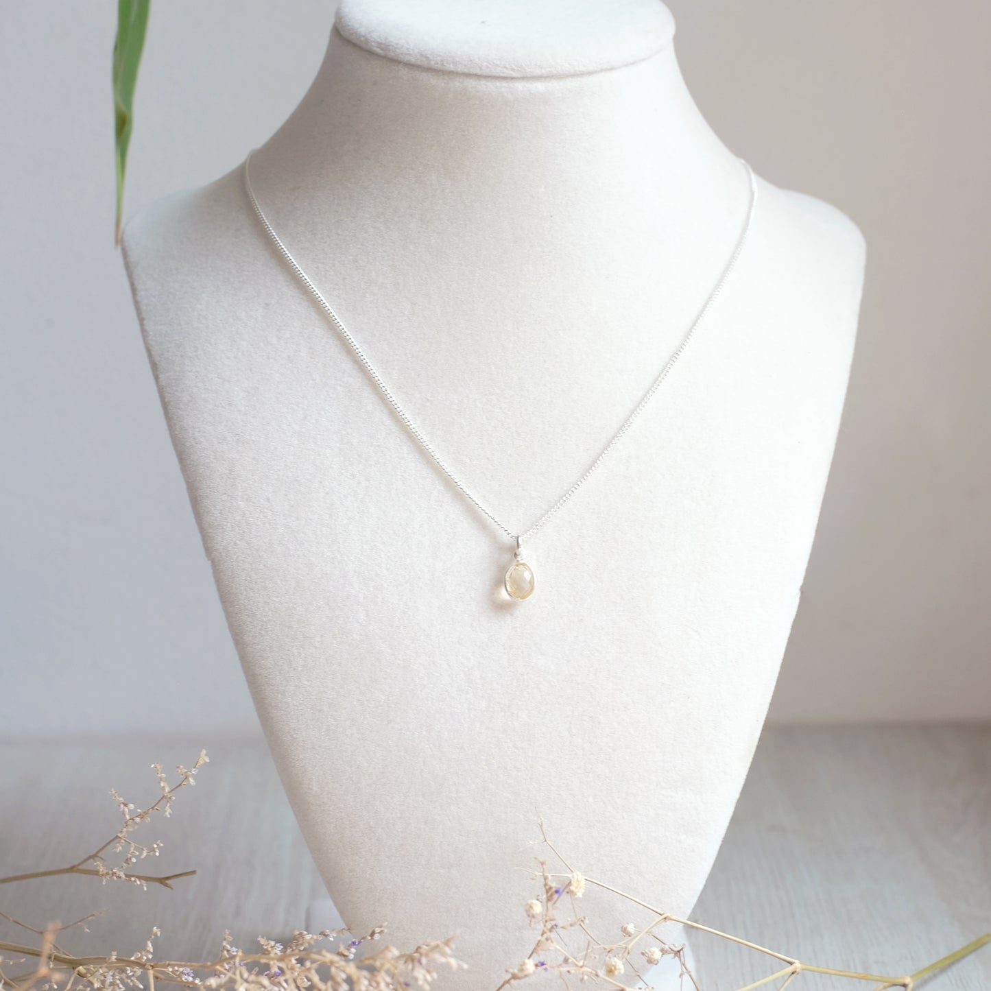 “Rupee” Necklace with Citrine