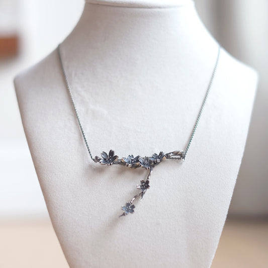 Collier branche de cerisiers japonais