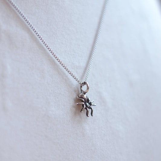 Collection ''Familiers'' - collier petite arraignée