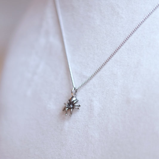 Collection ''Familiers'' - collier petite arraignée