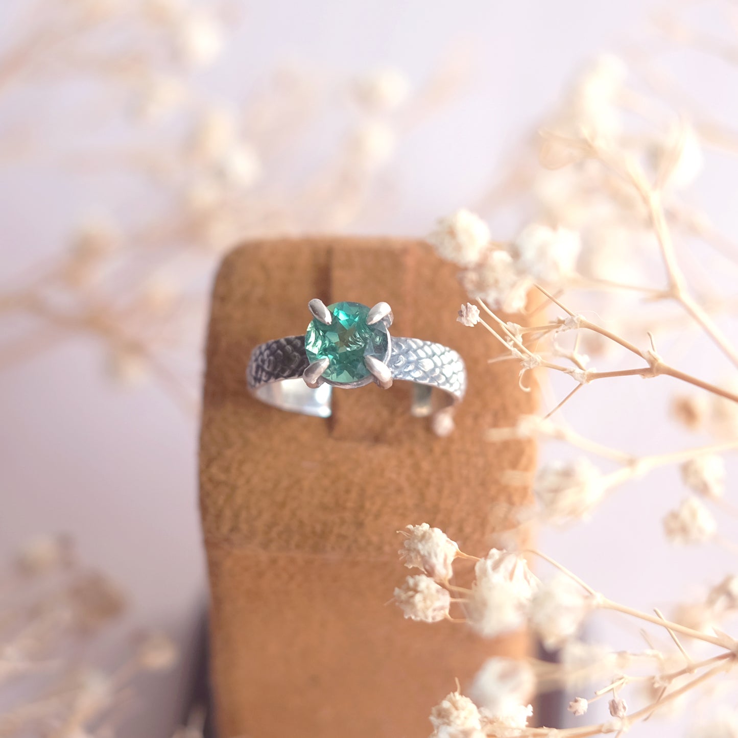 Sterling Silver Ring Dragon Scales in Green size 7