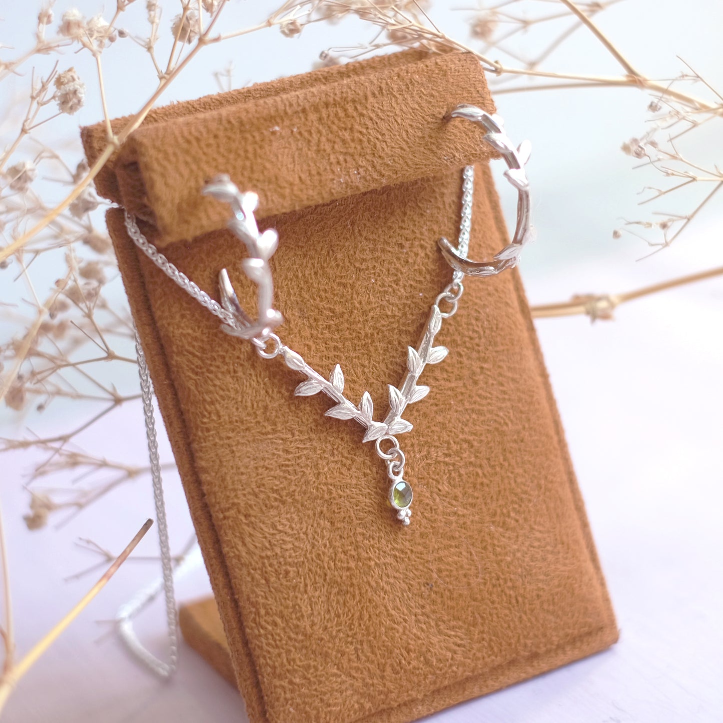 Vine Necklace with Peridot – Sterling Silver