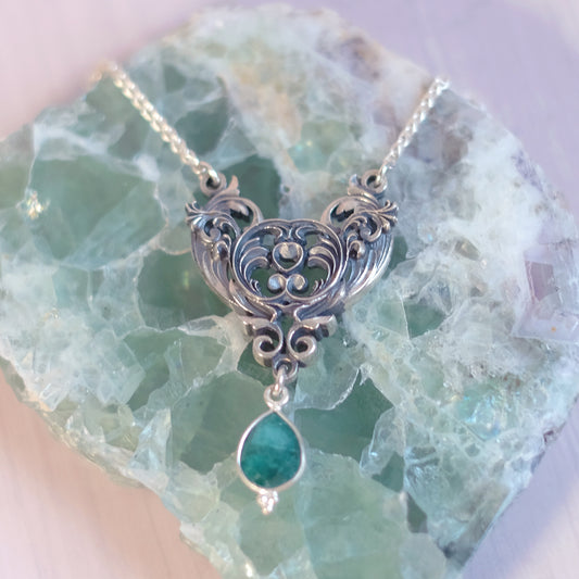 Sterling Silver Art Nouveau Heart Necklace green emerald version