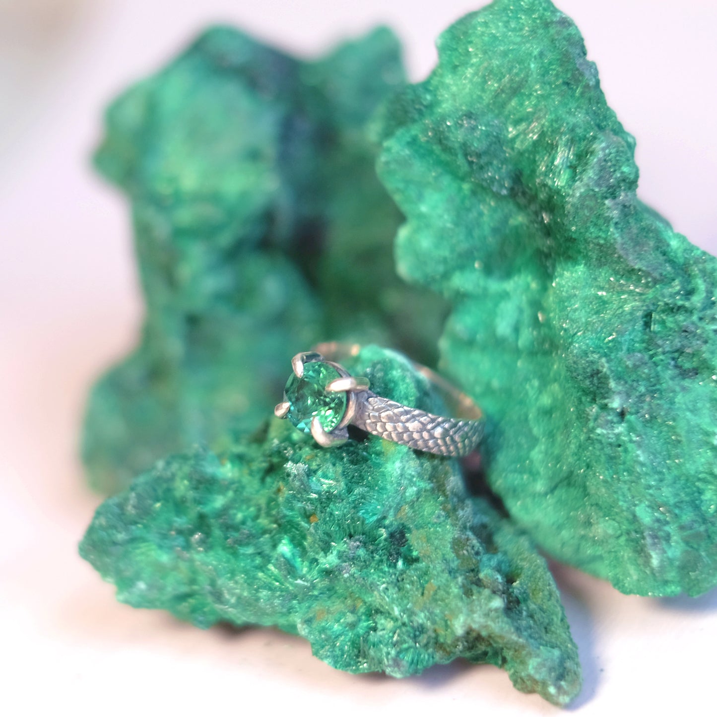 Sterling Silver Ring Dragon Scales in Green size 7