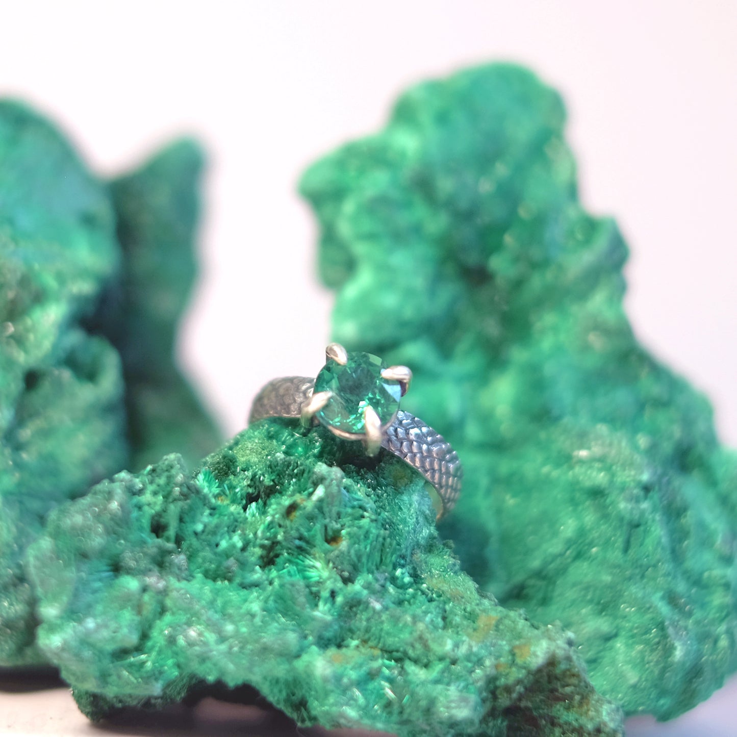 Sterling Silver Ring Dragon Scales in Green size 7