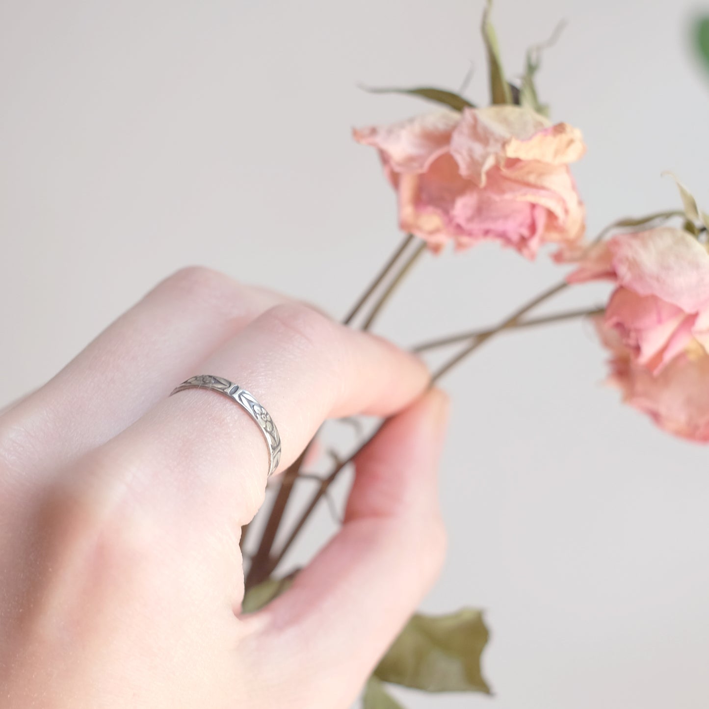 Sterling Silver Ring Floral Motif