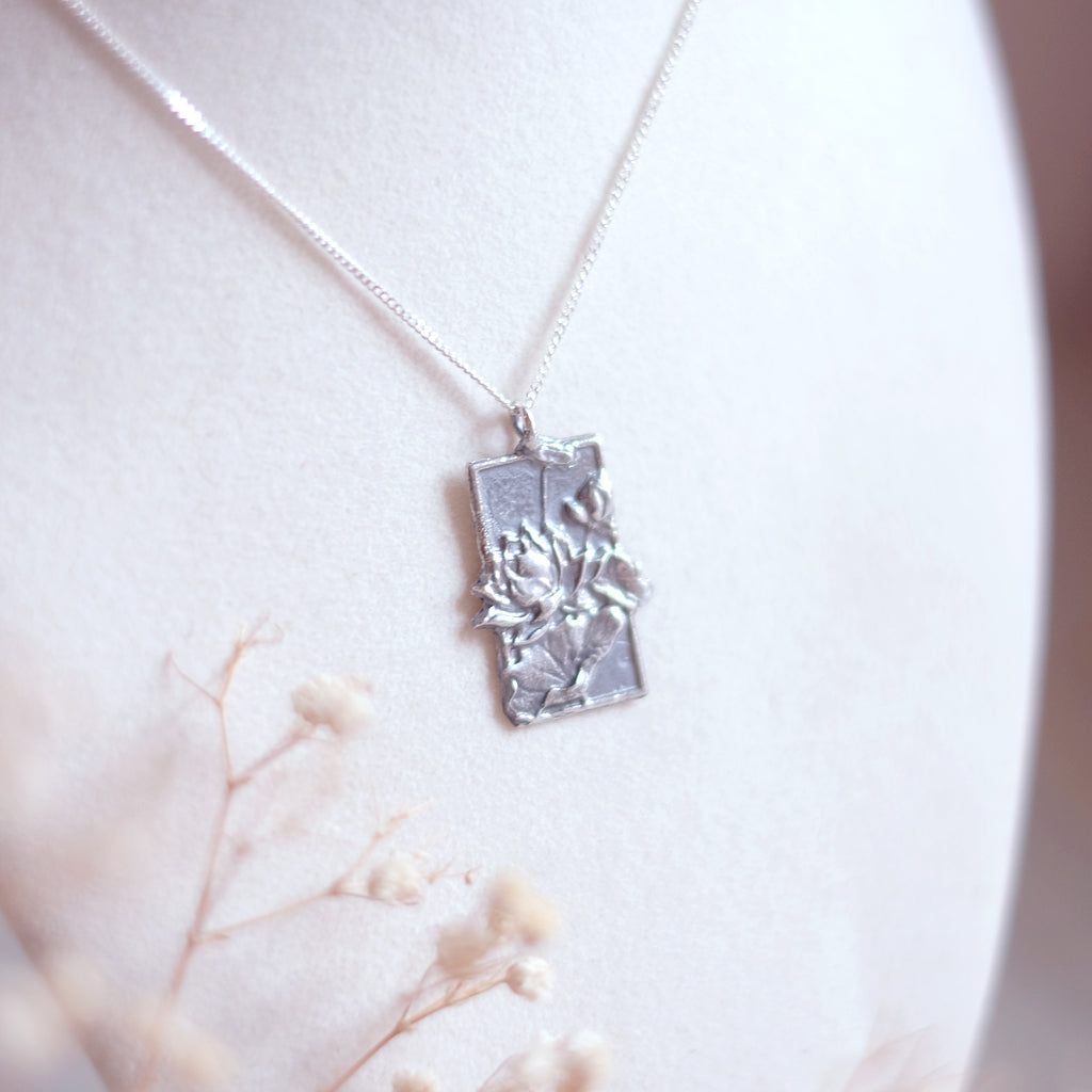 Lotus stamp – Sterling Silver Necklace