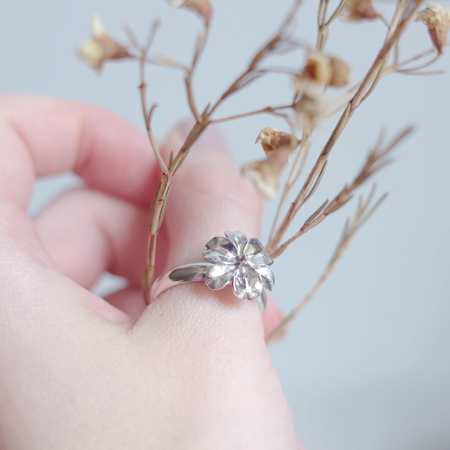 Iris – Sterling Silver Ring