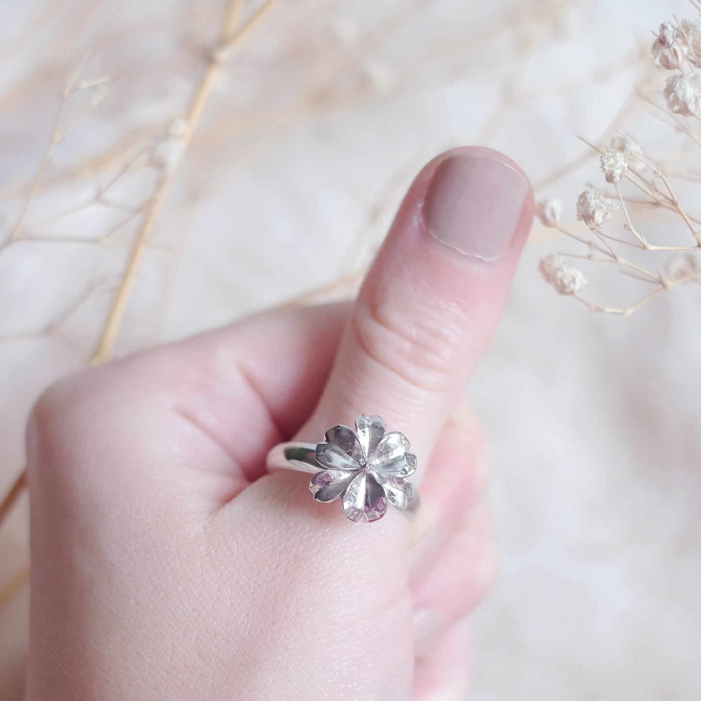 Iris – Sterling Silver Ring