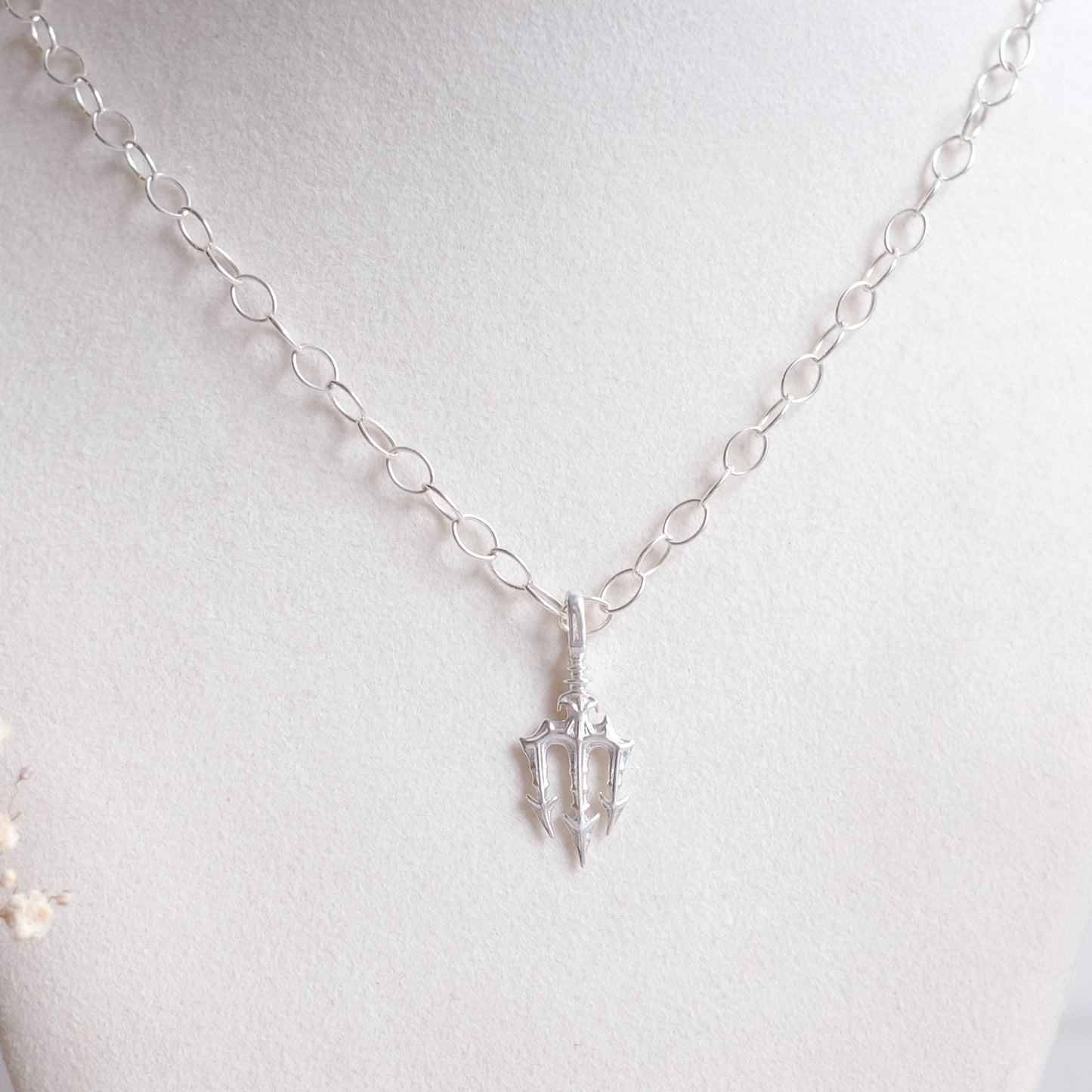 Trident – Sterling Silver Necklace