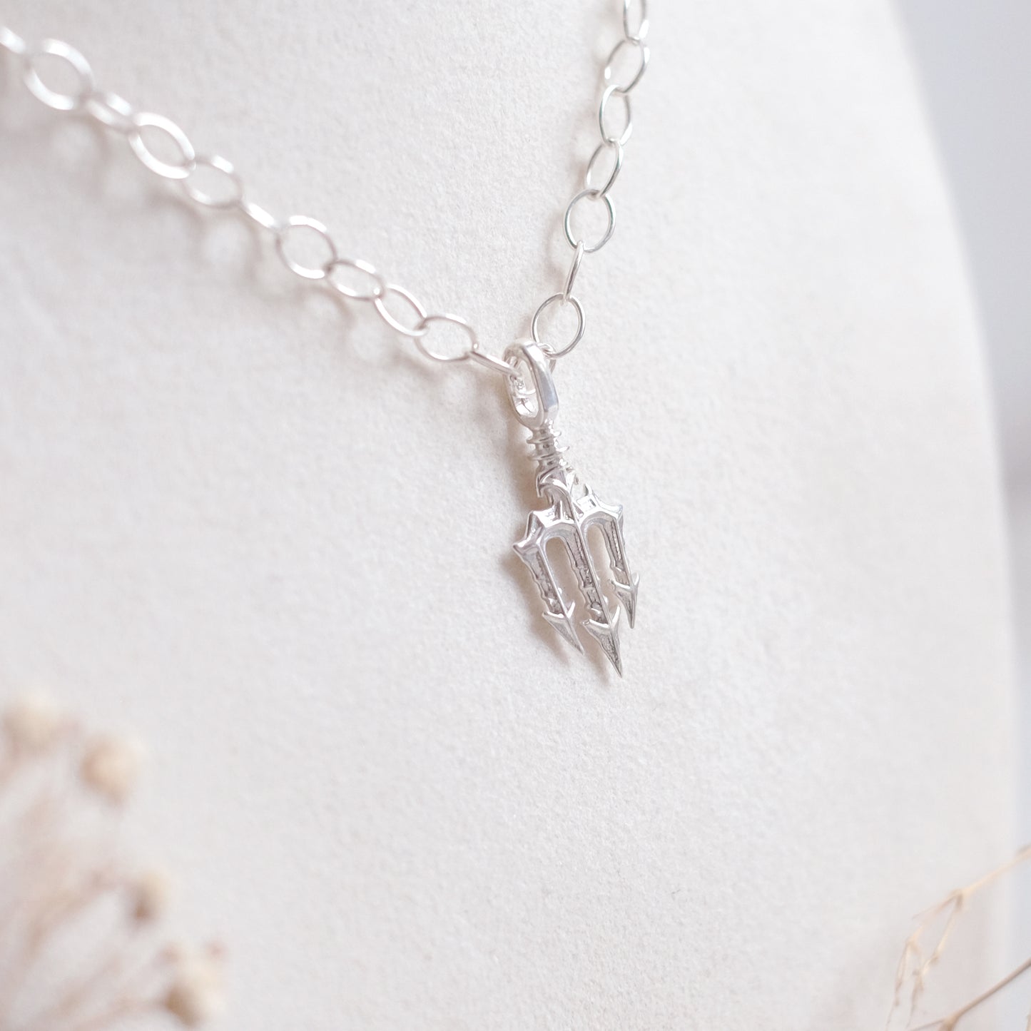 Trident – Sterling Silver Necklace