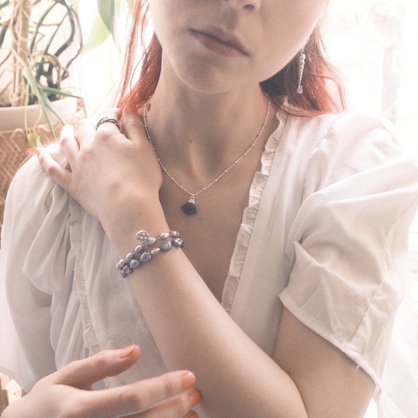 Sodalite and fresh water pearls – Sterling Silver bracelet