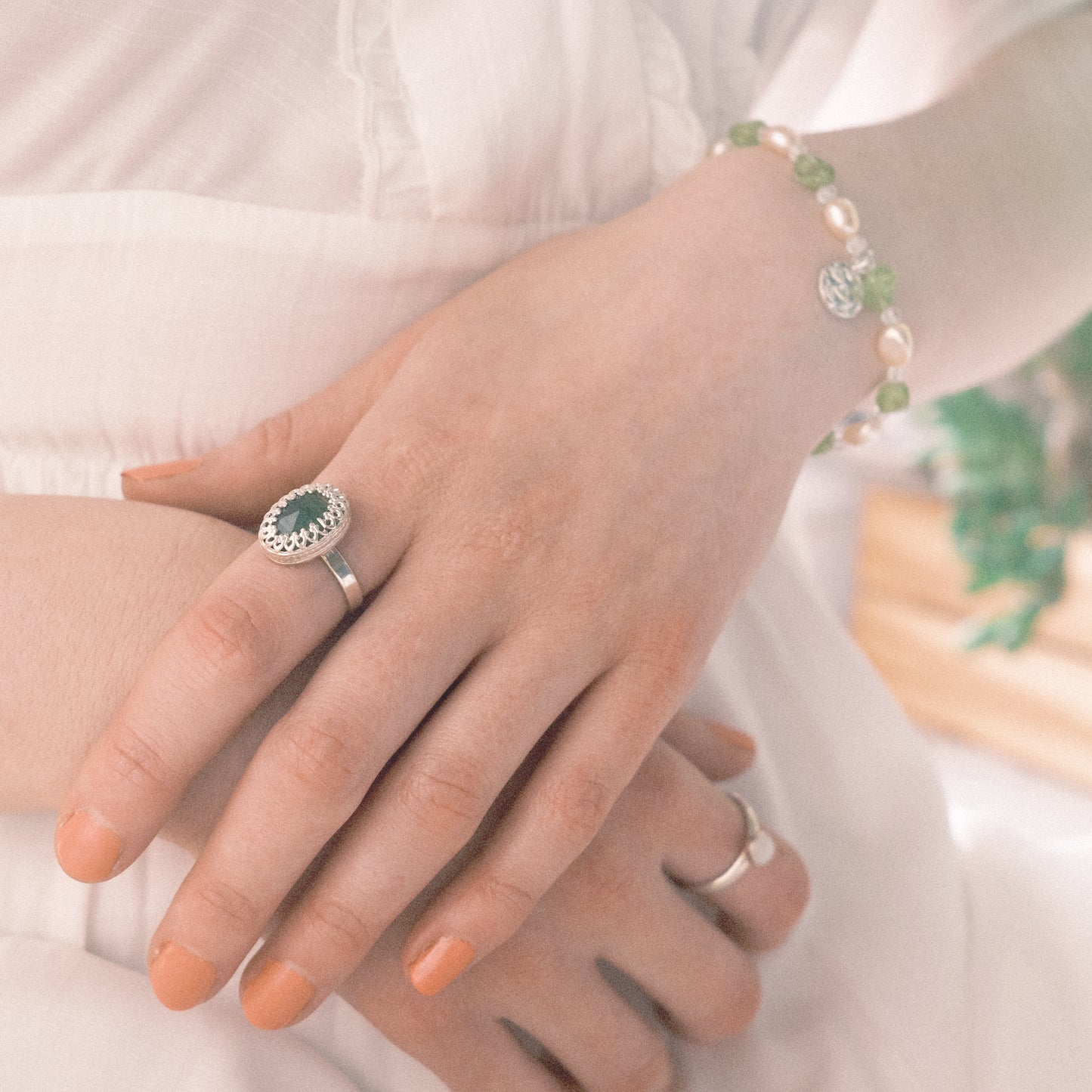 Peridot and fresh water pearls – Sterling Silver bracelet